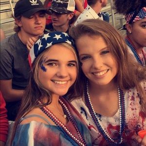 Meet your Posher, Grace